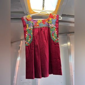 Boutique embroidered Floral top🦋💓